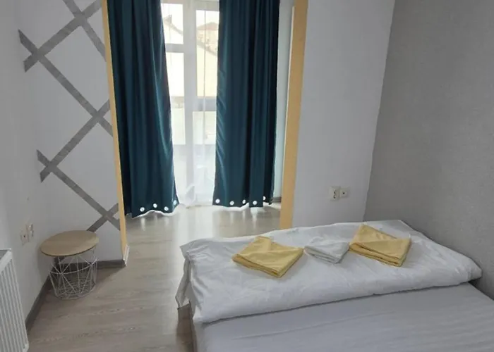 Apartament Pomiculturii 9 *